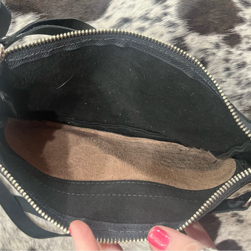 Red and Black small Texas Carpet Bagger Brand Purse/clutch - Picture 2 of 3